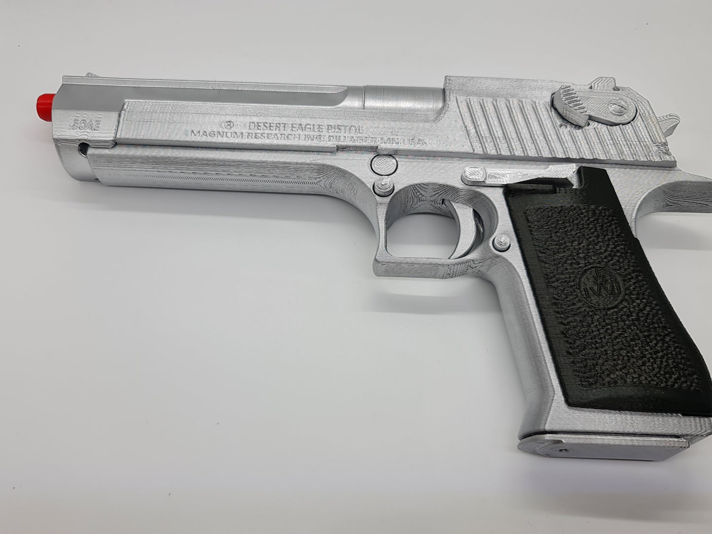 Desert Eagle Style Prop – Full Size 3D Printed Fan-Made Display Model Inspired by Action Movies 🔥