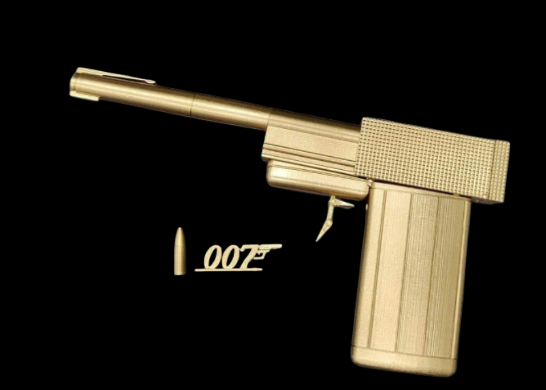 Golden Gun Style Prop – 3D Printed Display Model – Fan-Made Spy Collectible
