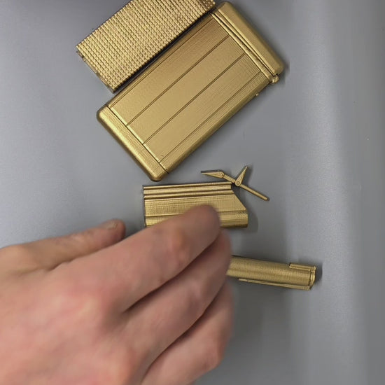 Demonstration video: assembling the Golden Gun style prop inspired by The Man with the Golden Gun (James Bond 007)
