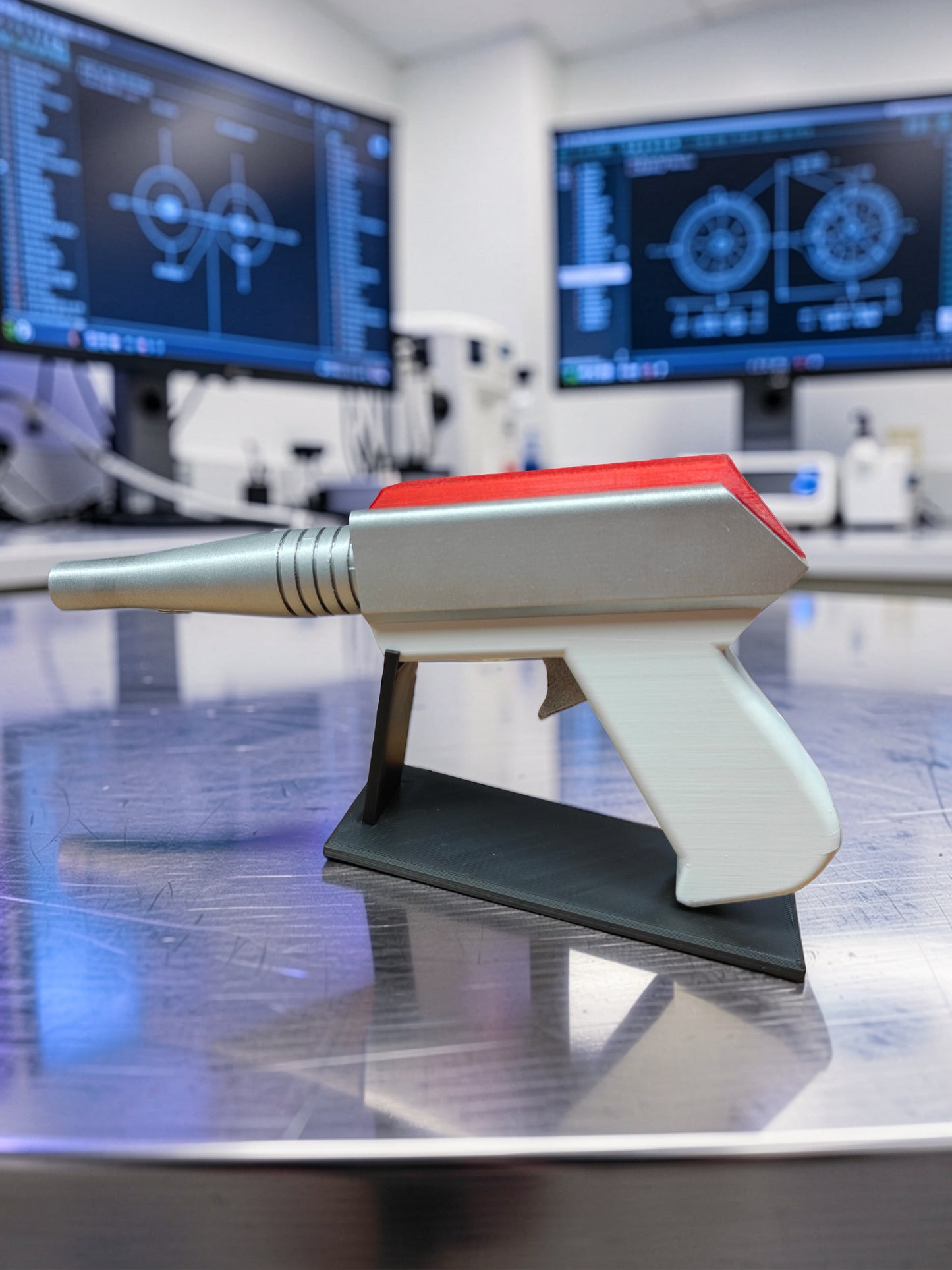 Captain Scarlet Spectrum Style Display Model Device with Stand - Fully Finished Retro Sci-Fi Cosplay Prop Item