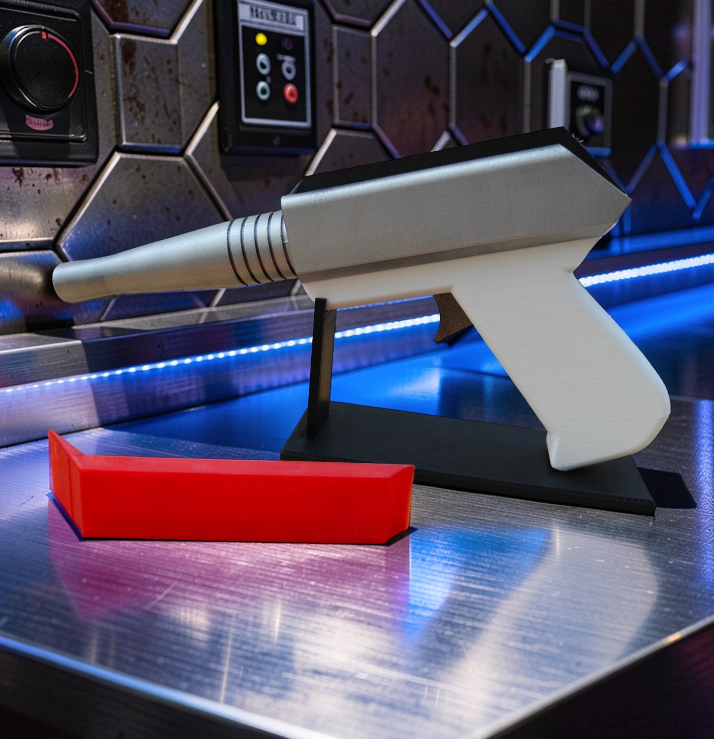 Captain Scarlet Spectrum Style Display Model Device with Stand - Fully Finished Retro Sci-Fi Cosplay Prop Item
