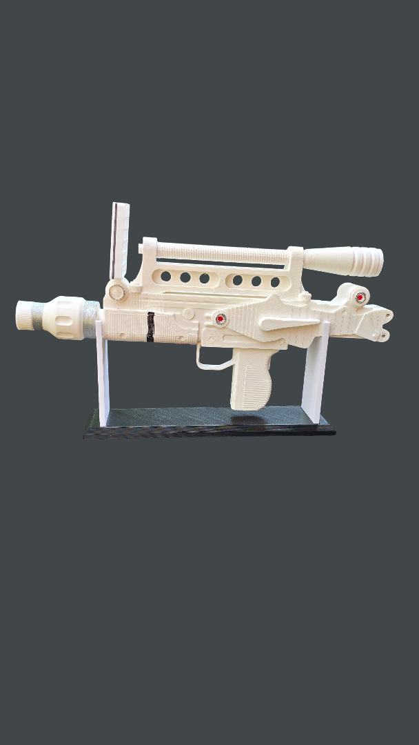 Retro Laser 007 Style Display Prop – 3D Printed Sci-Fi Fan Model