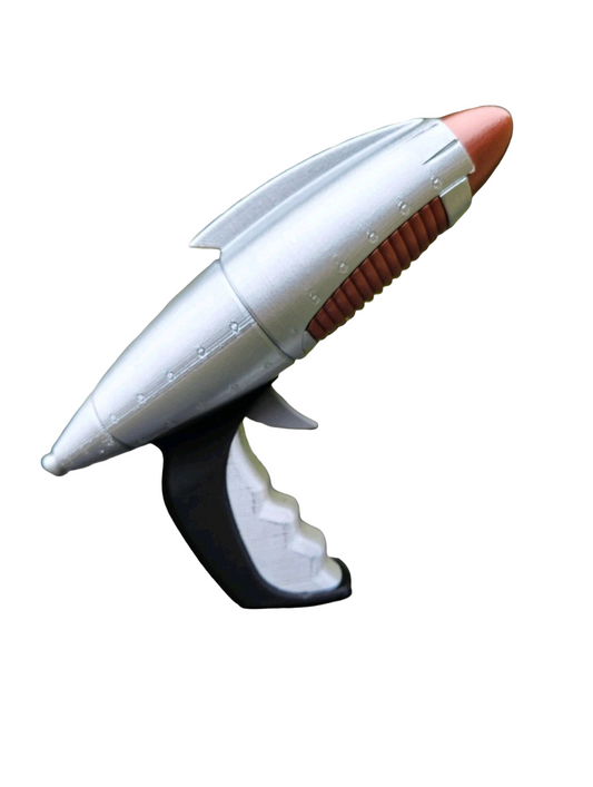Sky Captain Style Ray Gun – Fan-Made 3D Printed Display Prop (1:1 Scale)